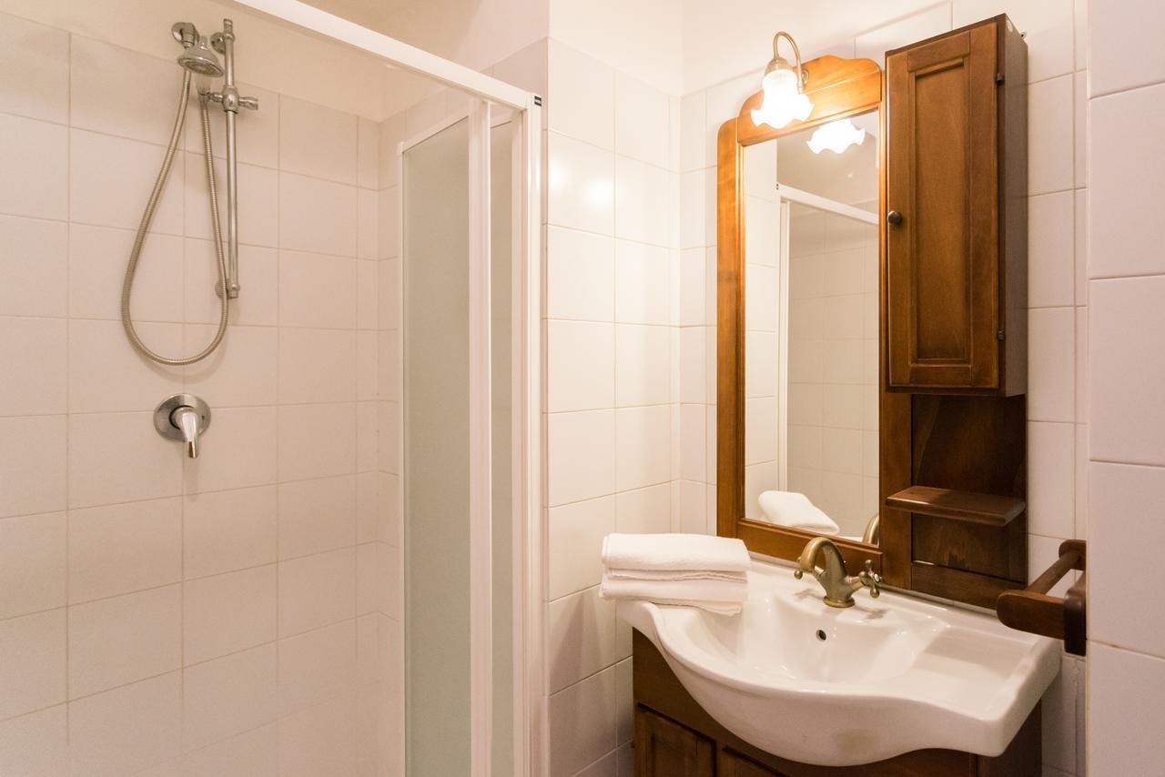 Love & Smile Apartment By Rent All โกโม ภายนอก รูปภาพ